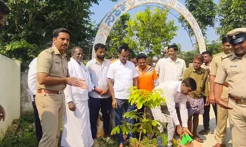 Karnataka : किसानों ने सर्वेक्षण कार्य का विरोध किया Karnataka : किसानों ने सर्वेक्षण कार्य का विरोध किया