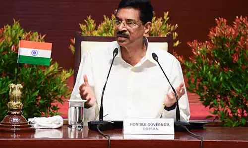 Governor ने बालीजात्रा को ओडिशा की शाश्वत भावना और वैश्विक सद्भाव का प्रतीक बताया Governor ने बालीजात्रा को ओडिशा की शाश्वत भावना और वैश्विक सद्भाव का प्रतीक बताया