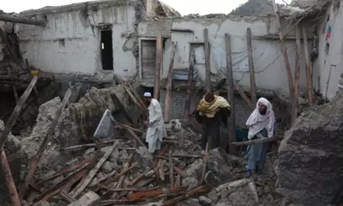 भूकंप से तबाही के बाद संयुक्त राष्ट्र ने मांगी आपात मानवीय मदद