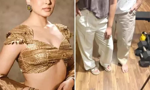 Kritika Kamra ने अपने रिश्ते के बारे में दिए बड़े संकेत! Kritika Kamra ने अपने रिश्ते के बारे में दिए बड़े संकेत!