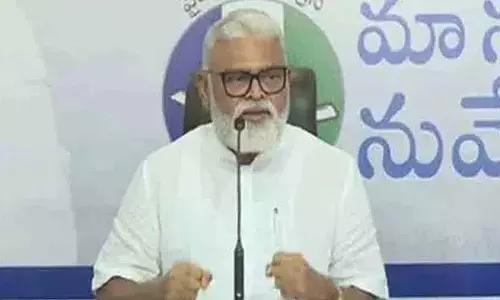 YSRCP नेता और पूर्व मंत्री अंबाती रामबाबू के खिलाफ मामला दर्ज YSRCP नेता और पूर्व मंत्री अंबाती रामबाबू के खिलाफ मामला दर्ज