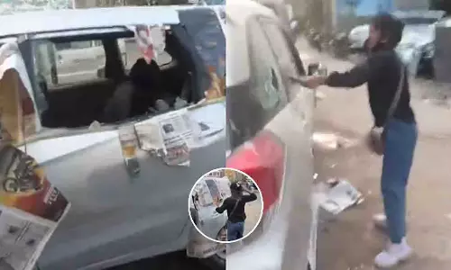 UP में महिला ने घरेलू खर्च देने से इनकार करने पर पति की कार तोड़ दी UP में महिला ने घरेलू खर्च देने से इनकार करने पर पति की कार तोड़ दी