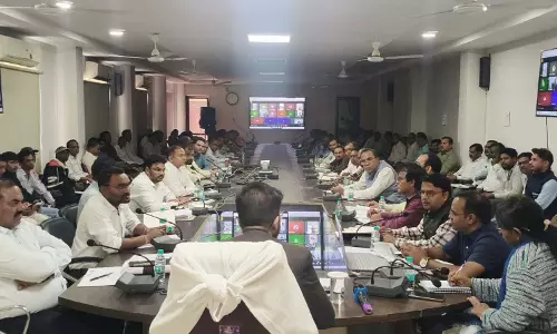 किसानों को धान बिक्री में न हो कोई परेशानी, कलेक्टर का आदेश किसानों को धान बिक्री में न हो कोई परेशानी, कलेक्टर का आदेश