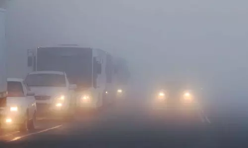 November में कोहरे की चादर से ठाणे के निवासियों को शुरुआती सर्दी का एहसास