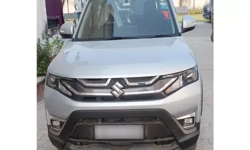 Faridabad: अल-फलाह यूनिवर्सिटी में संदिग्ध कार की जांच जारी Faridabad: अल-फलाह यूनिवर्सिटी में संदिग्ध कार की जांच जारी