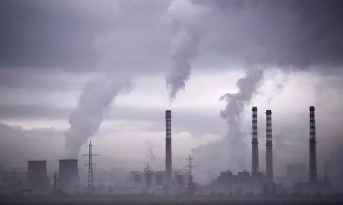 2025 में विश्व पुनः रिकॉर्ड CO₂ उत्सर्जन की ओर अग्रसर 2025 में विश्व पुनः रिकॉर्ड CO₂ उत्सर्जन की ओर अग्रसर