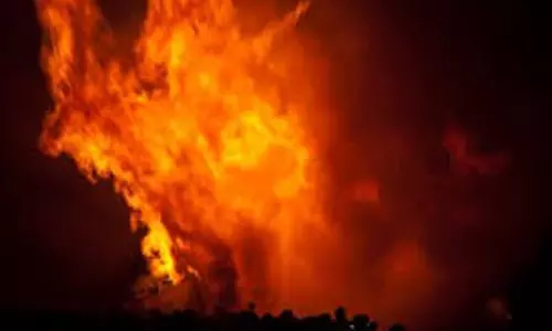 Barabanki: पटाखा फैक्ट्री हादसे में दो की दर्दनाक मौत Barabanki: पटाखा फैक्ट्री हादसे में दो की दर्दनाक मौत