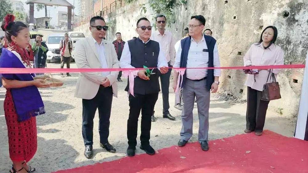 Nagaland राज्य हथकरघा प्रदर्शनी दीमापुर के शहरी हाट में चल रही है