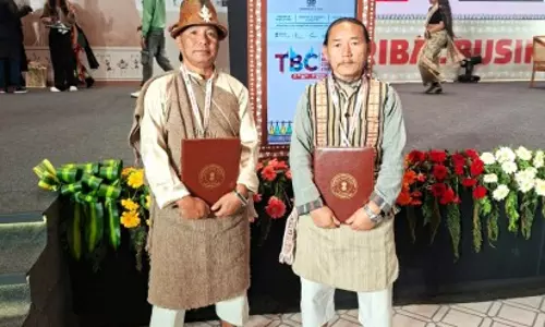 Sikkim लेप्चा तुंगबुक और पुमटोंग पुलित को जीआई टैग के साथ राष्ट्रीय मान्यता प्राप्त हुई Sikkim लेप्चा तुंगबुक और पुमटोंग पुलित को जीआई टैग के साथ राष्ट्रीय मान्यता प्राप्त हुई