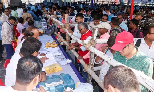 Assembly polls: बिहार में कल निर्णायक मतगणना की तैयारी Assembly polls: बिहार में कल निर्णायक मतगणना की तैयारी