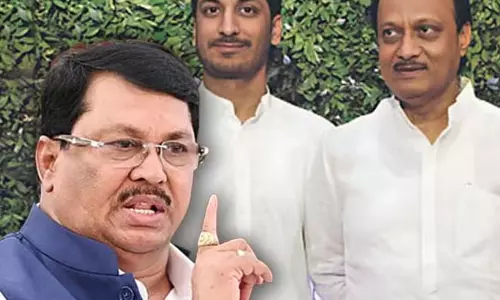 Vijay Vadettiwar ने भविष्यवाणी की है कि अजित पवार को पद छोड़ने के लिए मजबूर किया जाएगा Vijay Vadettiwar ने भविष्यवाणी की है कि अजित पवार को पद छोड़ने के लिए मजबूर किया जाएगा
