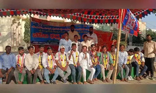 Dasyam Vinaybhaskar: हम 42% पिछड़ा वर्ग आरक्षण लागू होने तक लड़ेंगे Dasyam Vinaybhaskar: हम 42% पिछड़ा वर्ग आरक्षण लागू होने तक लड़ेंगे
