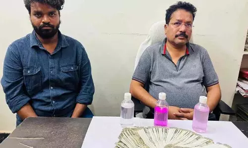 आदिबटला नगर निगम के नगर नियोजन अधिकारी को ACB ने गिरफ्तार किया