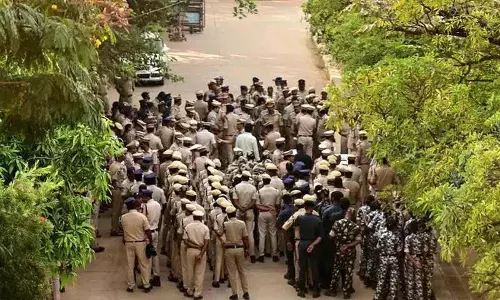 Jubilee Hills के मतों की गिनती कल होगी, सुरक्षा कड़ी की गई Jubilee Hills के मतों की गिनती कल होगी, सुरक्षा कड़ी की गई