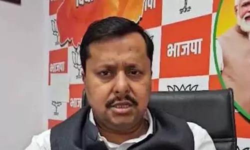 शांतिपूर्ण मतदान पर बोले नितिन नबीन, यह है सुशासन वाले बिहार की नई तस्वीर शांतिपूर्ण मतदान पर बोले नितिन नबीन, यह है सुशासन वाले बिहार की नई तस्वीर