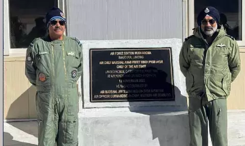 आईएएफ प्रमुख ने नयोमा में दुनिया की सबसे ऊंची एयरबेस का उद्घाटन