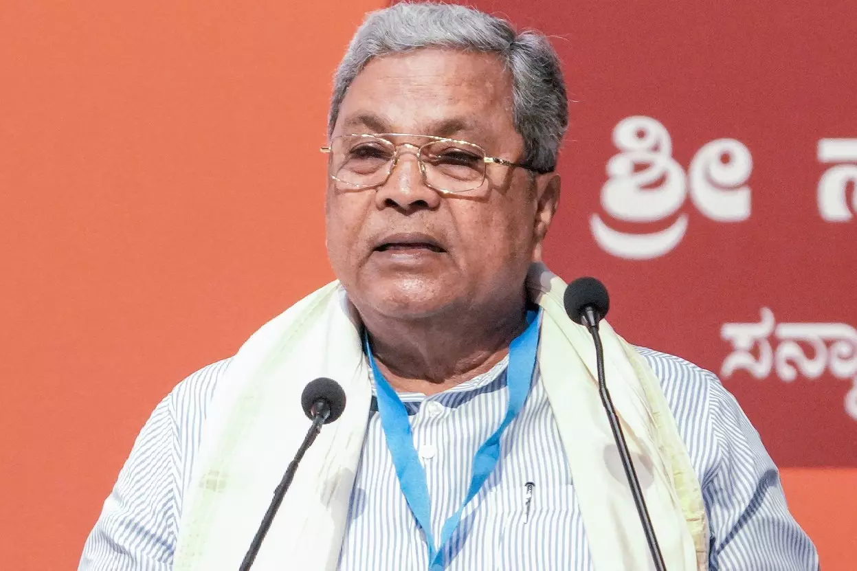 Karnataka सरकार का नया आदेश: मासिक धर्म के दौरान छुट्टी विकल्प घोषित Karnataka सरकार का नया आदेश: मासिक धर्म के दौरान छुट्टी विकल्प घोषित