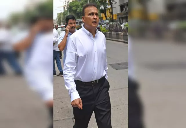 बैंक फ्रॉड मामले में अनिल अंबानी पूछताछ के लिए ED के सामने नहीं हुए पेश बैंक फ्रॉड मामले में अनिल अंबानी पूछताछ के लिए ED के सामने नहीं हुए पेश