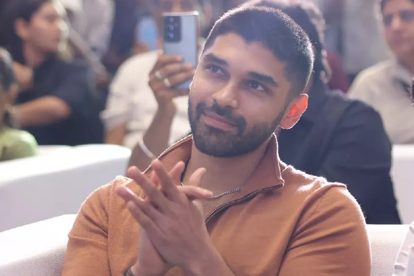 Dhruv Vikram का एक्स पर कोई अकाउंट नहीं है, अभिनेता के पब्लिसिस्ट ने स्पष्ट किया Dhruv Vikram का एक्स पर कोई अकाउंट नहीं है, अभिनेता के पब्लिसिस्ट ने स्पष्ट किया