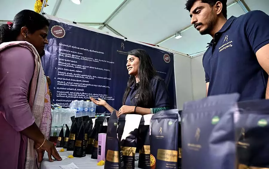 Krishi Mela 2025: कृषि मेले में नवाचार का आनंद Krishi Mela 2025: कृषि मेले में नवाचार का आनंद
