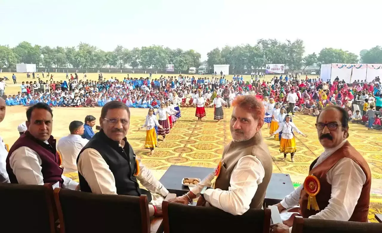 Sirsa: युवाओं को सही दिशा देने के लिए खेल जरूरी: बराला Sirsa: युवाओं को सही दिशा देने के लिए खेल जरूरी: बराला