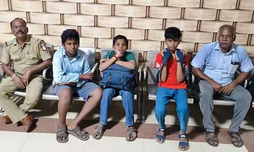Tamil Nadu : शिक्षकों की फटकार के बाद ट्रेन से शहर से बाहर जा रहे 3 छात्रों को बचाया गया