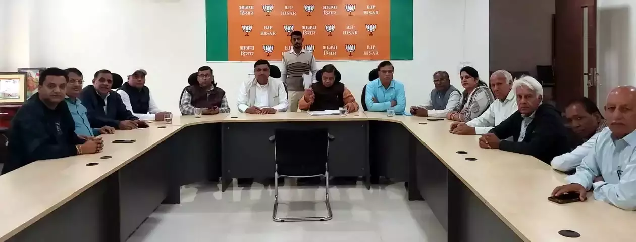 Hisar: डॉ. कमल गुप्ता ने दिल्ली धमाके की निंदा की
