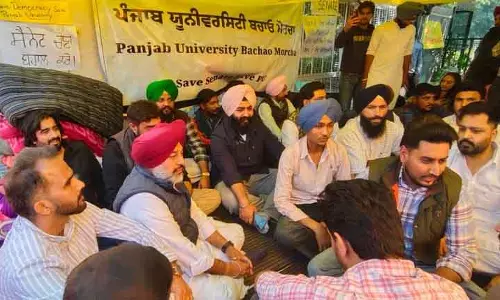 Punjab विश्वविद्यालय में विरोध प्रदर्शन 13वें दिन भी जारी, छात्र अड़े