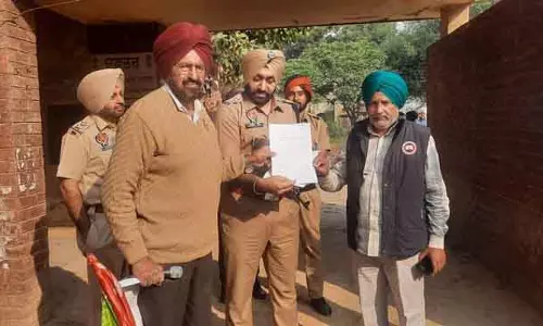 Amritsar अजनाला में सार्वजनिक निकायों ने पुलिस के ‘अन्याय’ का विरोध किया