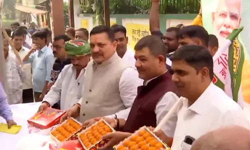 Bihar Election Result: बिहार में नीतीश-मोदी की जोड़ी हिट, रुझानों में तेजस्वी यादव और तेज प्रताप अपनी-अपनी सीटों पर पिछड़े