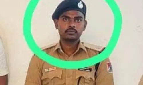 फर्जी ASI गिरफ्तार, रेलवे स्टेशन में पकड़ाया