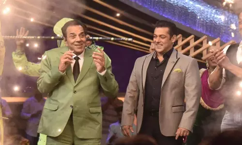 Dharamendra की एक याद को याद कर भावुक हुए सलमान खान Dharamendra की एक याद को याद कर भावुक हुए सलमान खान