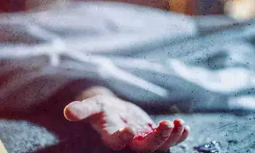 Dhanbad के इलाकेंड गांव में 3 और 4 साल के दो चचेरे भाई कुएं में डूबे Dhanbad के इलाकेंड गांव में 3 और 4 साल के दो चचेरे भाई कुएं में डूबे