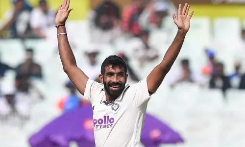 1st Test: बुमराह ने पांच विकेट लिए, भारत ने दक्षिण अफ्रीका को 159 रन पर समेटा 1st Test: बुमराह ने पांच विकेट लिए, भारत ने दक्षिण अफ्रीका को 159 रन पर समेटा