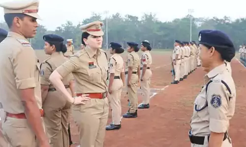एसपी अंकिता शर्मा ने पुलिस जवानों की सुनी समस्या, निराकरण का दिया आश्वासन