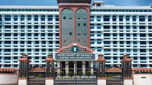 Kerala: राज्य की याचिका मंजूर, SIR में हस्तक्षेप से परहेज, सुप्रीम कोर्ट संभावना बनी Kerala: राज्य की याचिका मंजूर, SIR में हस्तक्षेप से परहेज, सुप्रीम कोर्ट संभावना बनी