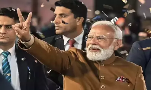बिहार में NDA की जीत, बीजेपी मुख्यालय पहुंचे पीएम मोदी, देखें LIVE