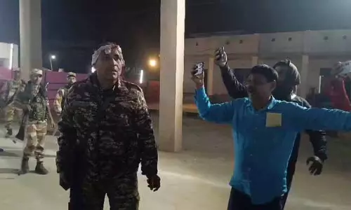 मतगणना केंद्र पर झड़प, तीन सिपाहियों का सिर फटा, देखे Video