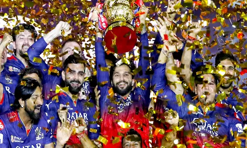 यह सीज़न युगों के लिए है: 2025 में RCB के साथ कोहली के लंबे समय से प्रतीक्षित IPL गौरव पर रैना