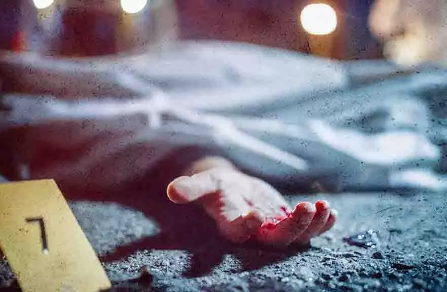 Dubai की एक इमारत से तस्वीरें लेते समय गिरकर केरल के 19 वर्षीय लड़के की मौत Dubai की एक इमारत से तस्वीरें लेते समय गिरकर केरल के 19 वर्षीय लड़के की मौत