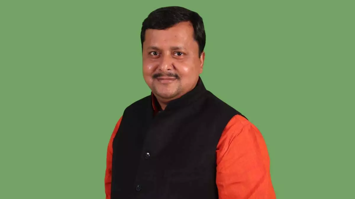 नितिन नबीन की लगातार पांचवी ऐतिहासिक जीत पर CM विष्णुदेव साय ने दी बधाई नितिन नबीन की लगातार पांचवी ऐतिहासिक जीत पर CM विष्णुदेव साय ने दी बधाई