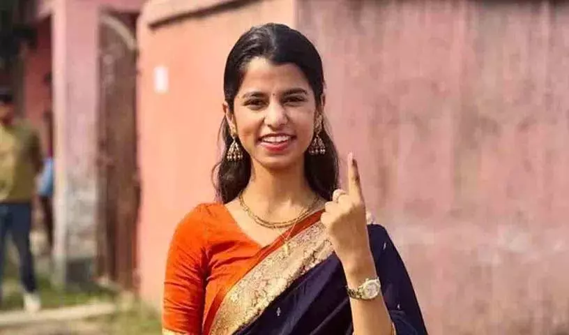 Maithili Thakur बिहार विधानसभा के लिए निर्वाचित होने वाली सबसे कम उम्र की महिला बनीं Maithili Thakur बिहार विधानसभा के लिए निर्वाचित होने वाली सबसे कम उम्र की महिला बनीं