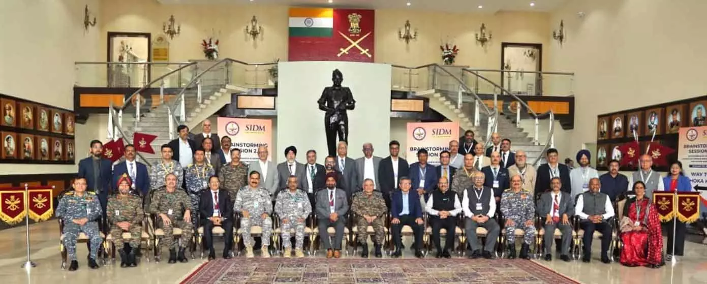 रक्षा में आत्मनिर्भरता पर हुआ मंथन, तकनीकी नवाचार पर जोर रक्षा में आत्मनिर्भरता पर हुआ मंथन, तकनीकी नवाचार पर जोर