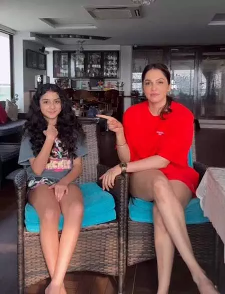 बाल दिवस पर ईशा कोप्पिकर ने साझा की पैरेटिंग टिप्स बाल दिवस पर ईशा कोप्पिकर ने साझा की पैरेटिंग टिप्स