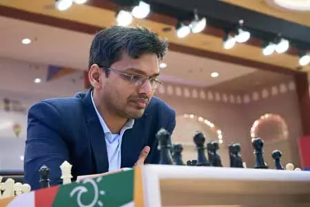 फिडे विश्व कप 2025: अर्जुन एरिगैसी और हरिकृष्णा ने पांचवें राउंड का पहला गेम ड्रॉ खेला फिडे विश्व कप 2025: अर्जुन एरिगैसी और हरिकृष्णा ने पांचवें राउंड का पहला गेम ड्रॉ खेला