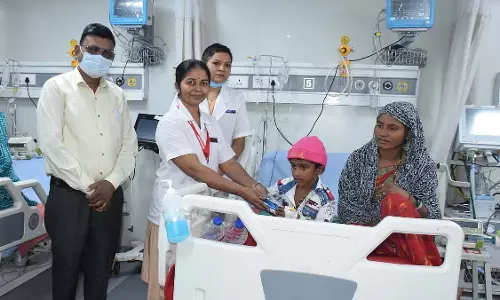 Childrens Day पर जलगांव सरकारी अस्पताल के बाल चिकित्सा वार्ड में खुशियां आई