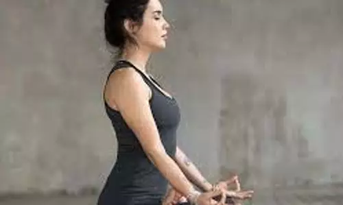 Yoga: ठंडी हवा से बचाएंगे ये 5 प्राणायाम, इम्यूनिटी भी होगी मजबूत Yoga: ठंडी हवा से बचाएंगे ये 5 प्राणायाम, इम्यूनिटी भी होगी मजबूत