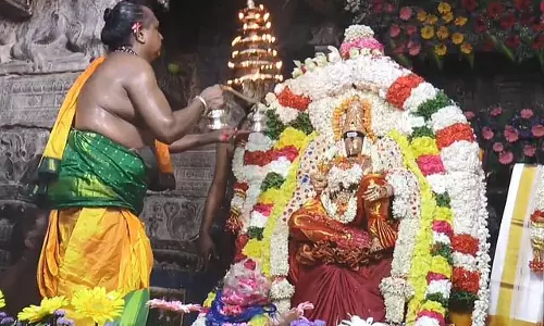 Tamil Nadu: नेल्लई गांधीमथी अंबानी का विवाह उत्सव एक भव्य आयोजन है Tamil Nadu: नेल्लई गांधीमथी अंबानी का विवाह उत्सव एक भव्य आयोजन है