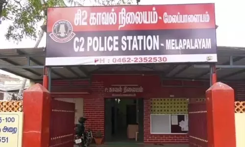 Tamil Nadu : स्मार्ट चोर, पेट्रोल न होने पर बाइक वहीं छोड़ गए