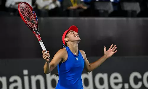 Slovenia ने बिली जीन किंग कप प्लेऑफ़ में नीदरलैंड को 2-1 से हराया Slovenia ने बिली जीन किंग कप प्लेऑफ़ में नीदरलैंड को 2-1 से हराया